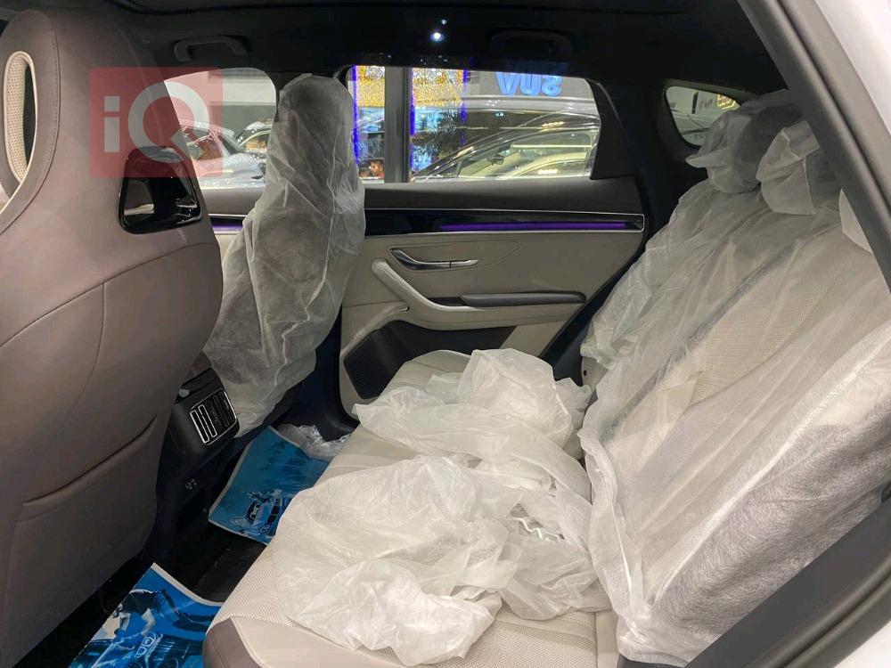 بی وای دی سۆنگ پڵەس